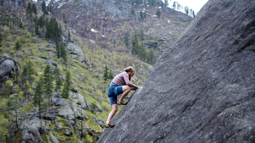 ROCK CLIMBING IN THE TODRA GORGES