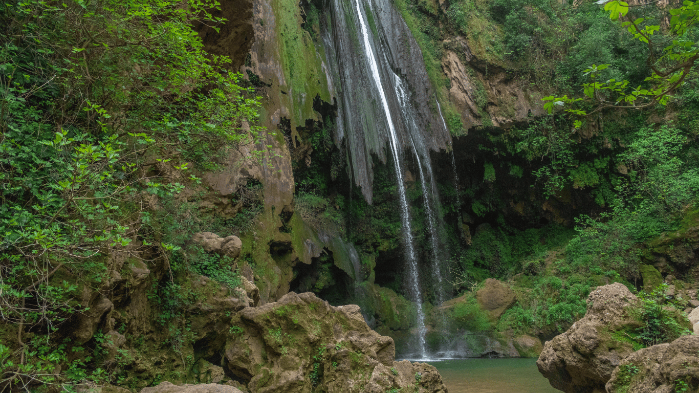 Akchour Waterfalls